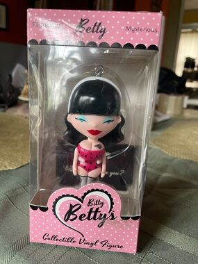 Bitty Betty's Pink Polka Dot Collectible Vinyl Figure